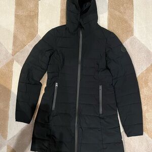 Abercrombie & Fitch Women's Black Lightweight Puffer Coat